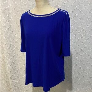 89th & Madison Royal Blue Blouse w/silver bling Accent lightweigh short sleeve‎